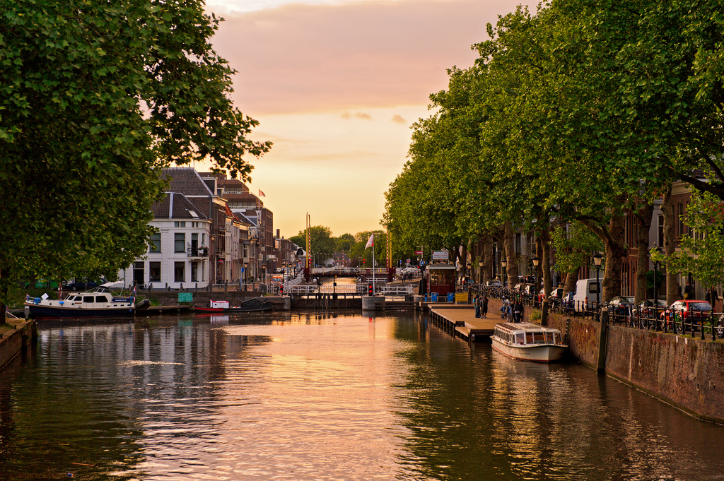 Utrecht Bedrijfsuitje Grachten Zonsondergang 