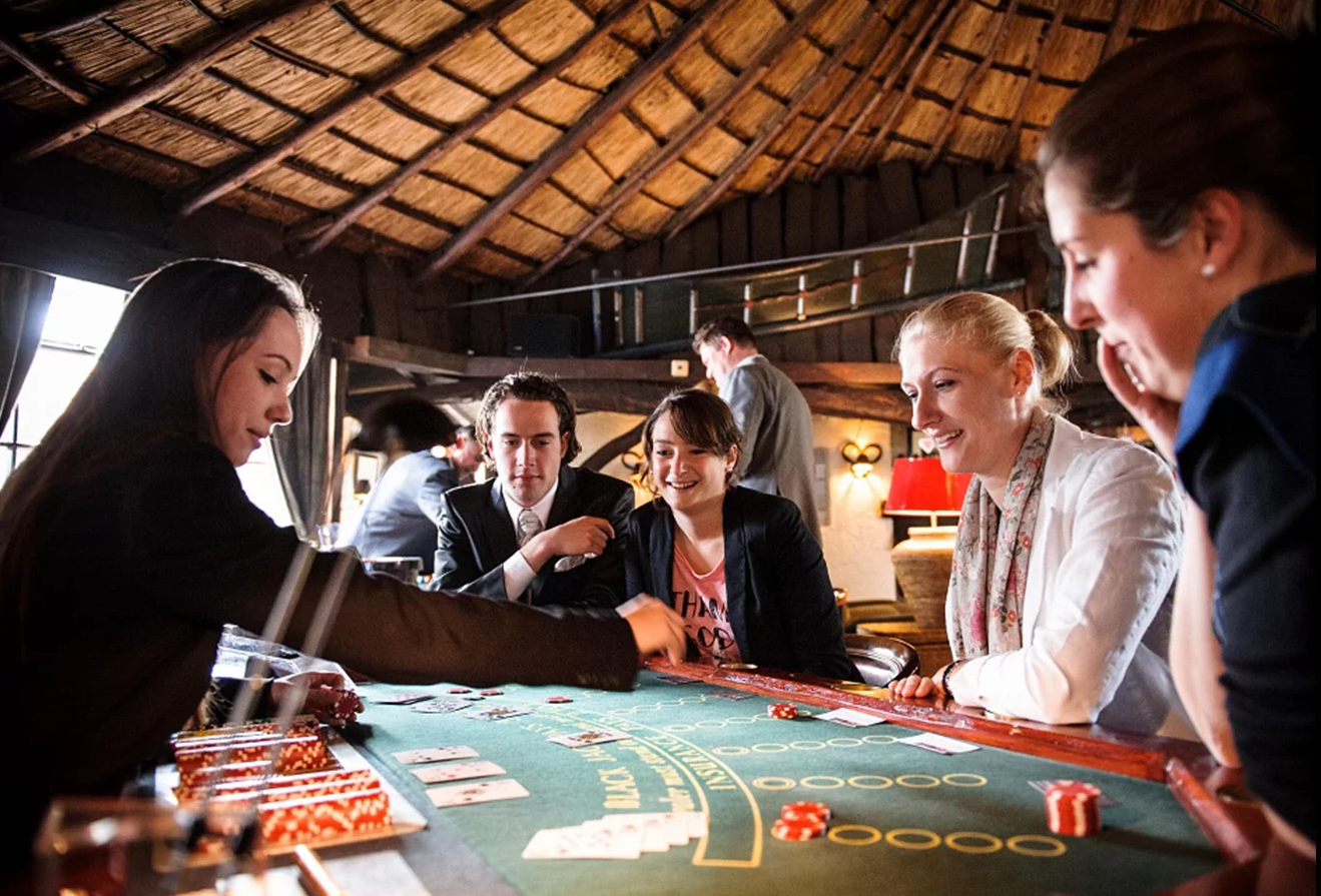 Teamuitje Leiden: Poker Workshop