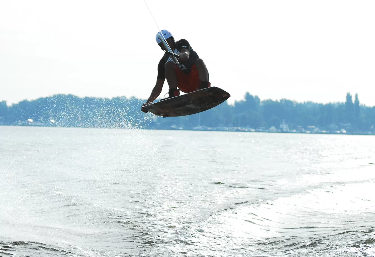 Teamuitje Alkmaar: Watersport Experience Alkmaar