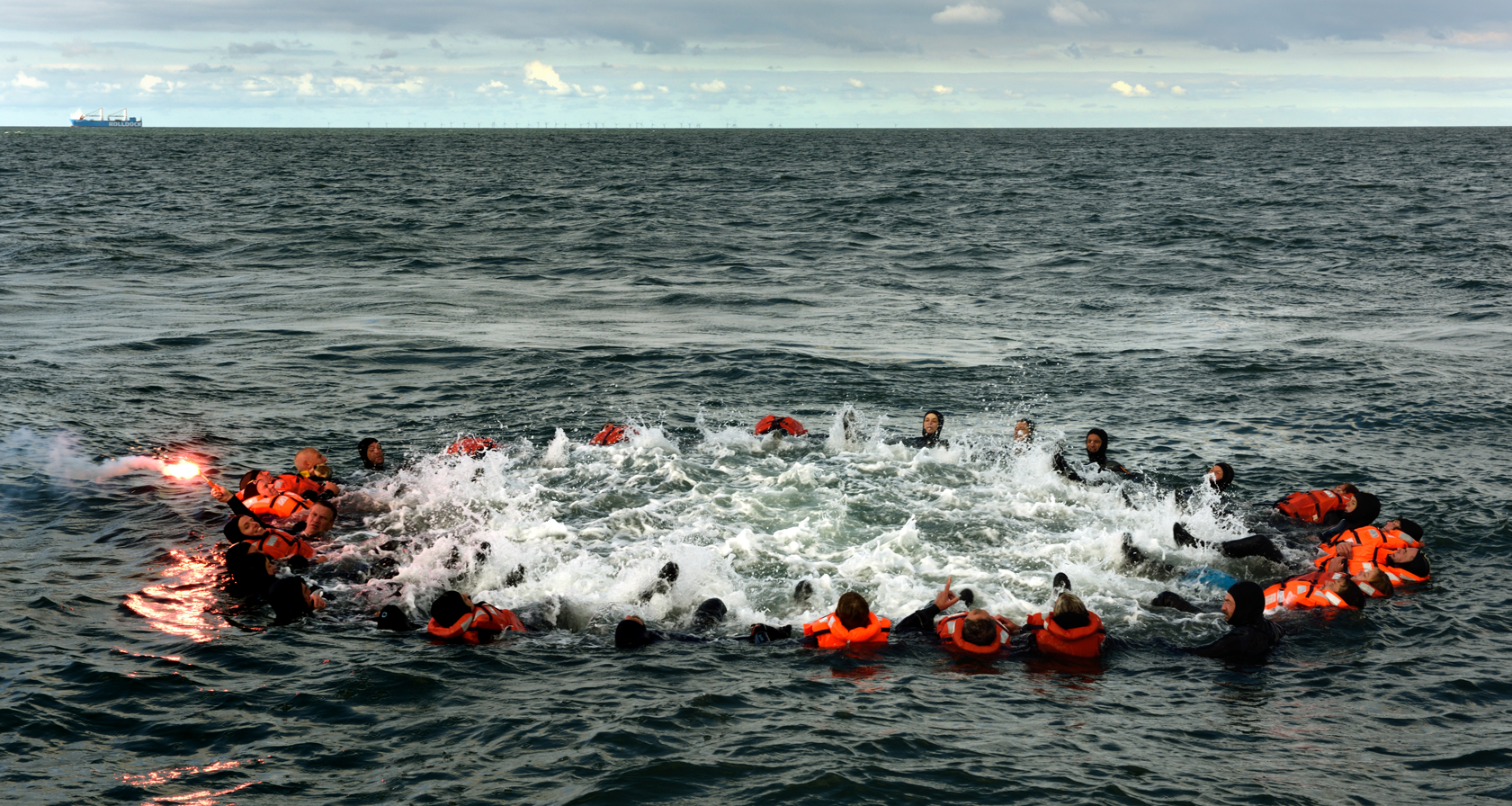 Sportief groepsuitje: Survival op zee