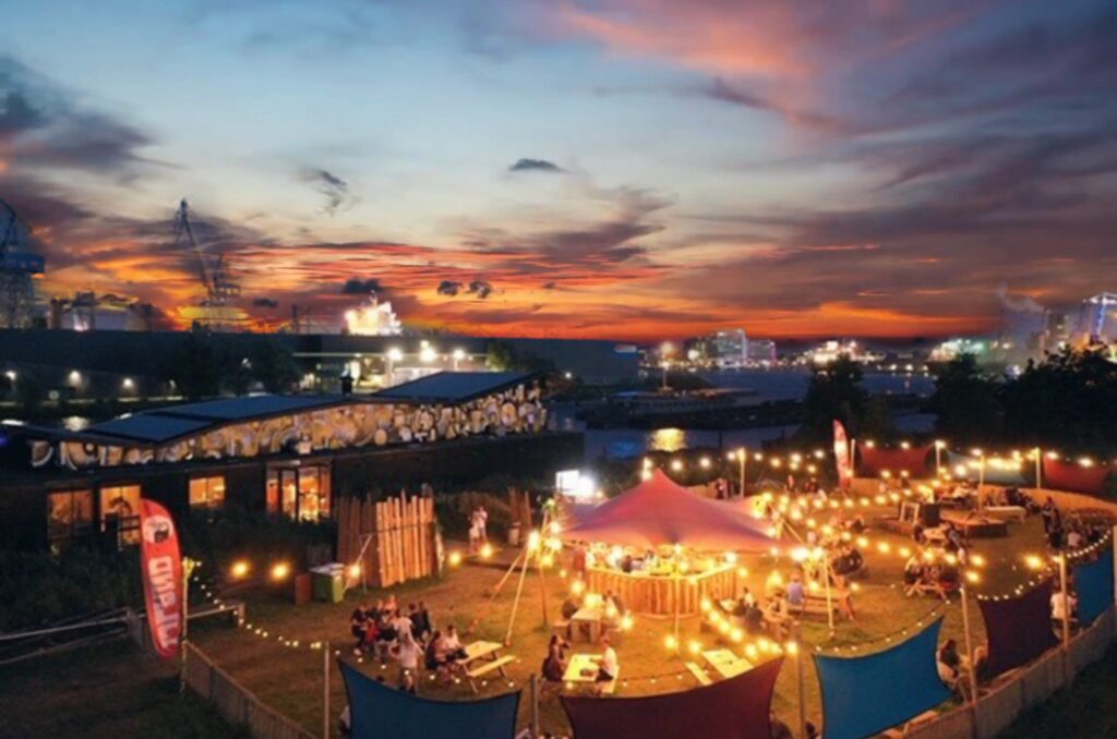 Personeelsuitje Hoek van Holland: BBQ Foodmarkt