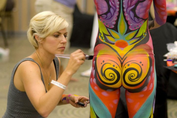 Creatief personeelsuitje: Workshop Body Art