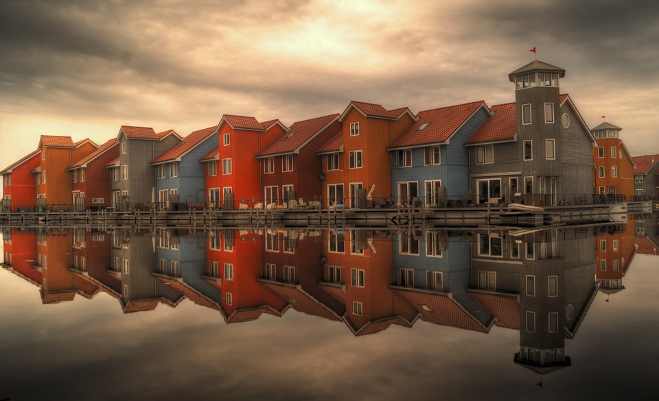 Bedrijfsuitje Groningen Gekleurde huizen wijk Reitdiephaven