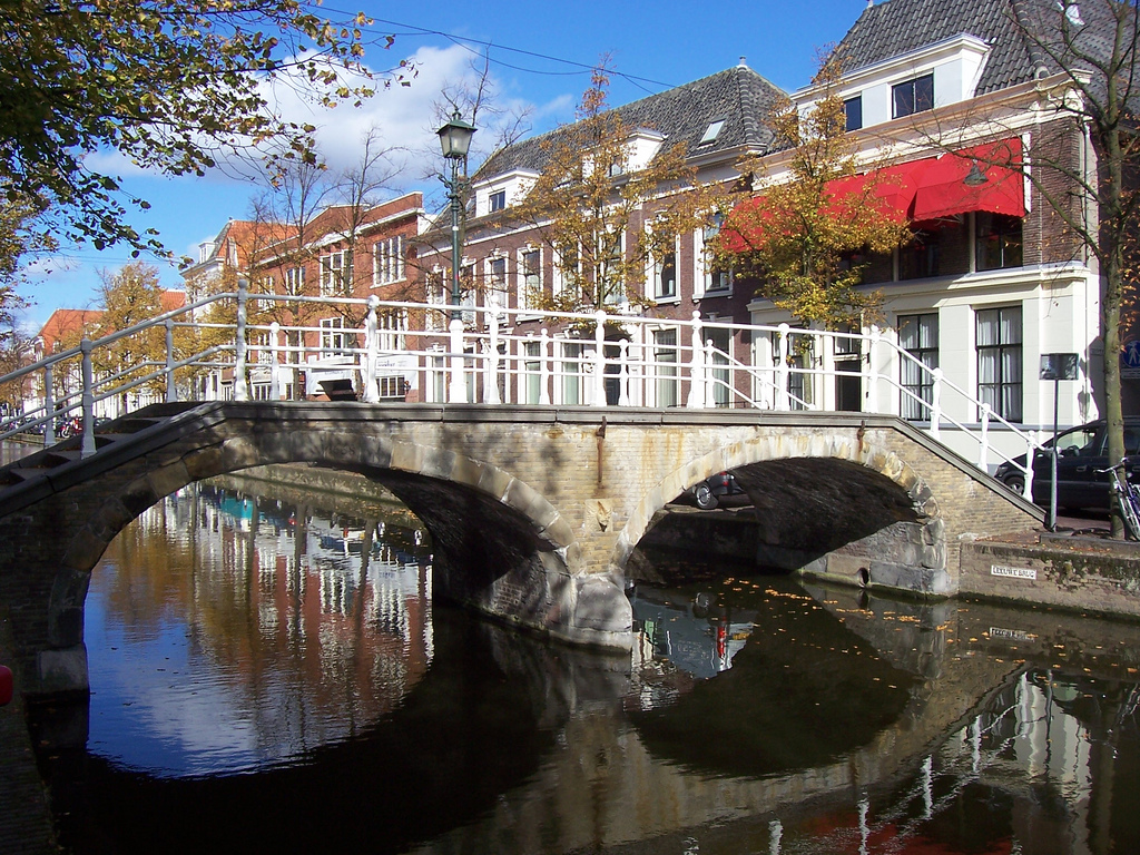 Bedrijfsuitje Delft Grachten Oud centrum