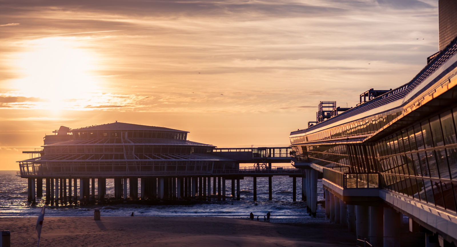 Bedrijfsuitje Zuid Holland Scheveningen strand Pier